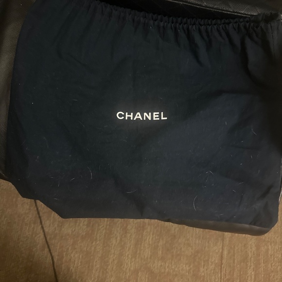 Chanel Jumbo Caviar Flap Bag - Picture 13 of 16